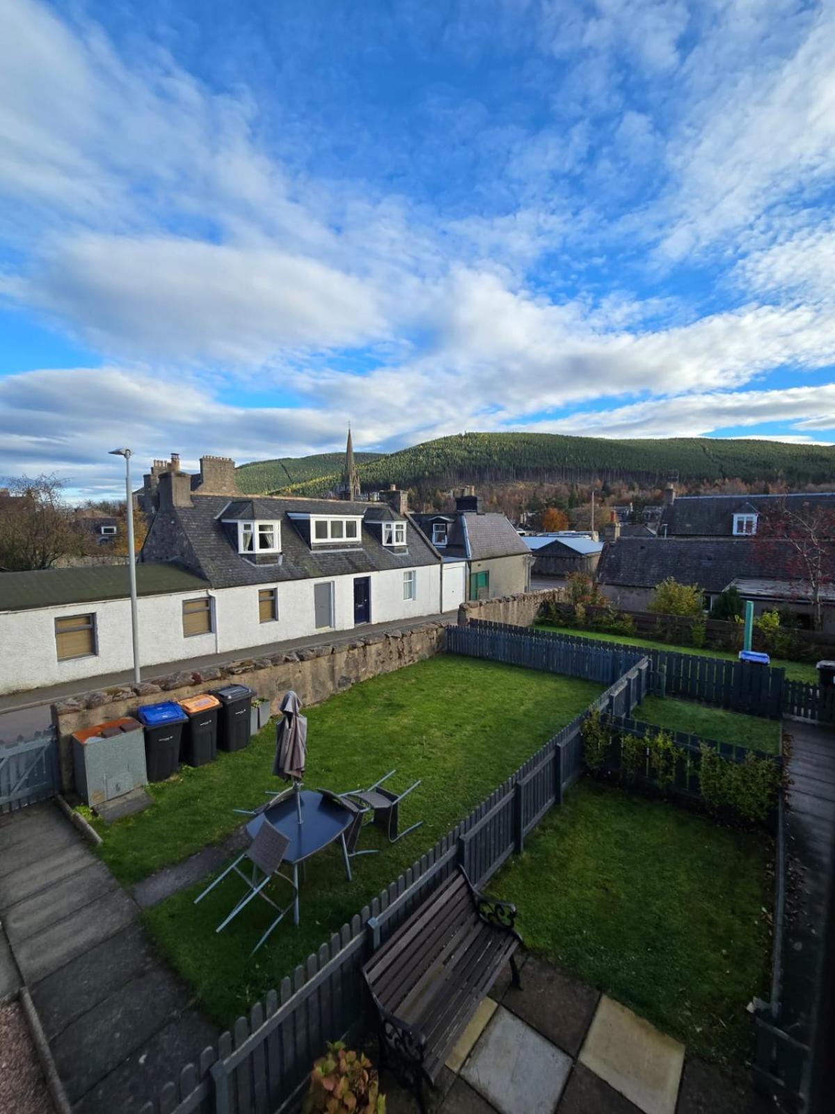 Pannanich View Cottage, Ballater Zewnętrze zdjęcie